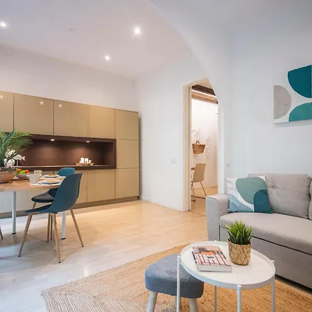 Apartment One Bedroom In Carrer Arago