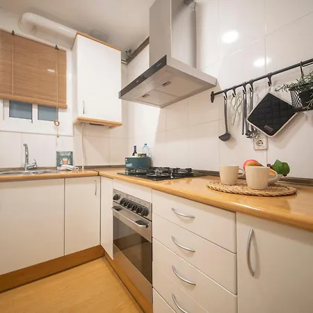 One Bedroom In Carrer Arago Apartment
